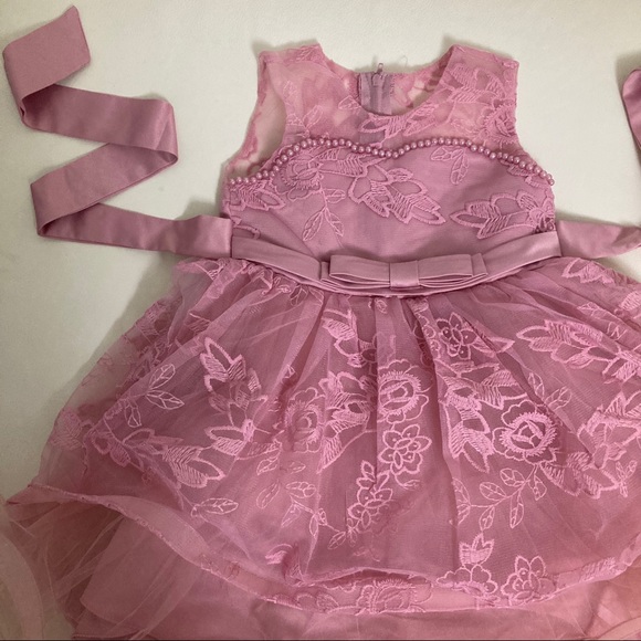 Luxury Embroidered Pearl Princess Girl Dress - Picture 5 of 11